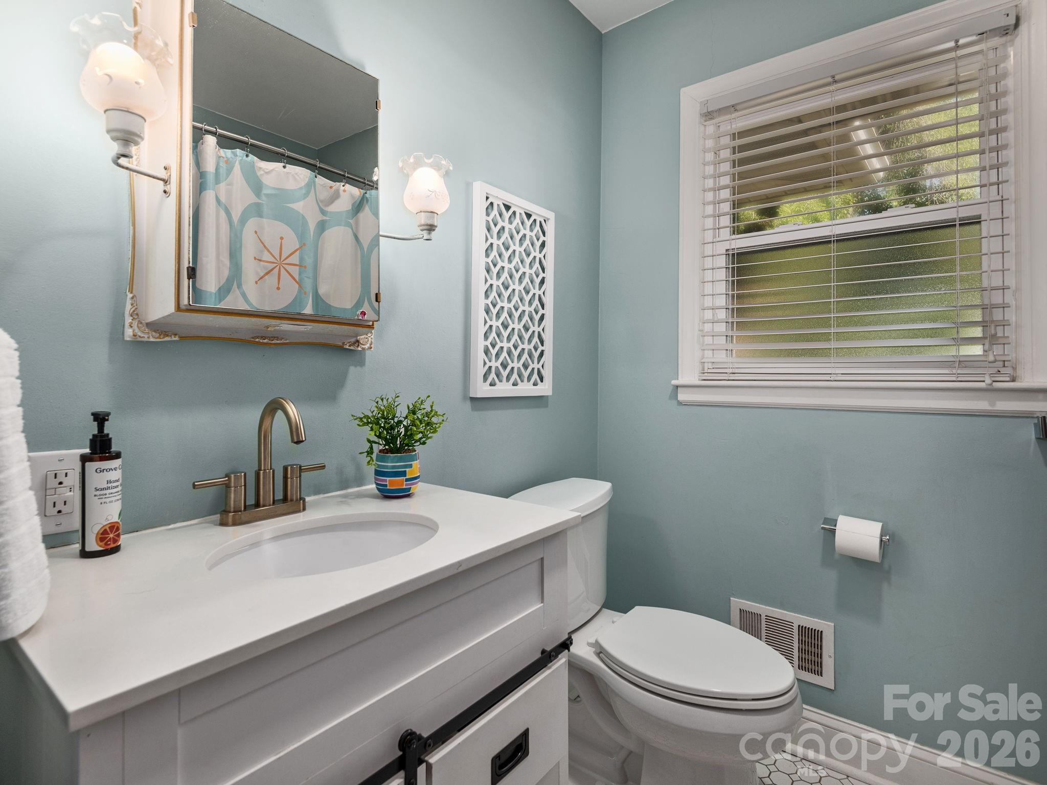 8 Fernlawn Road Asheville, NC 28805 - Photo 21 of 40