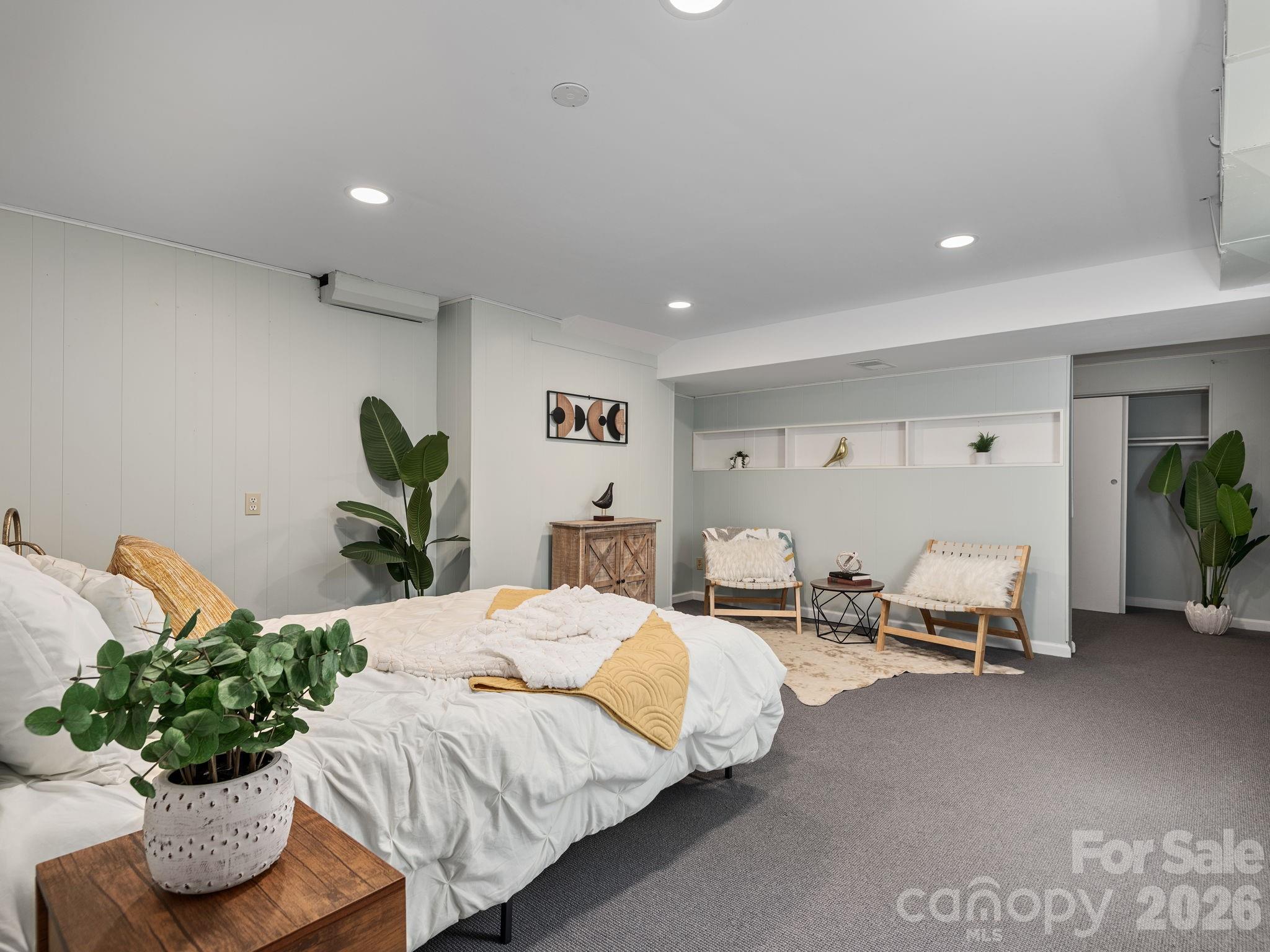 8 Fernlawn Road Asheville, NC 28805 - Photo 32 of 40