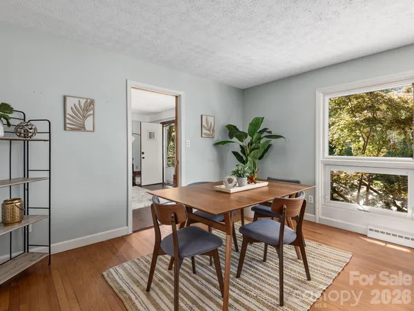 $589,000 | 8 Fernlawn Road, Asheville, NC 28805