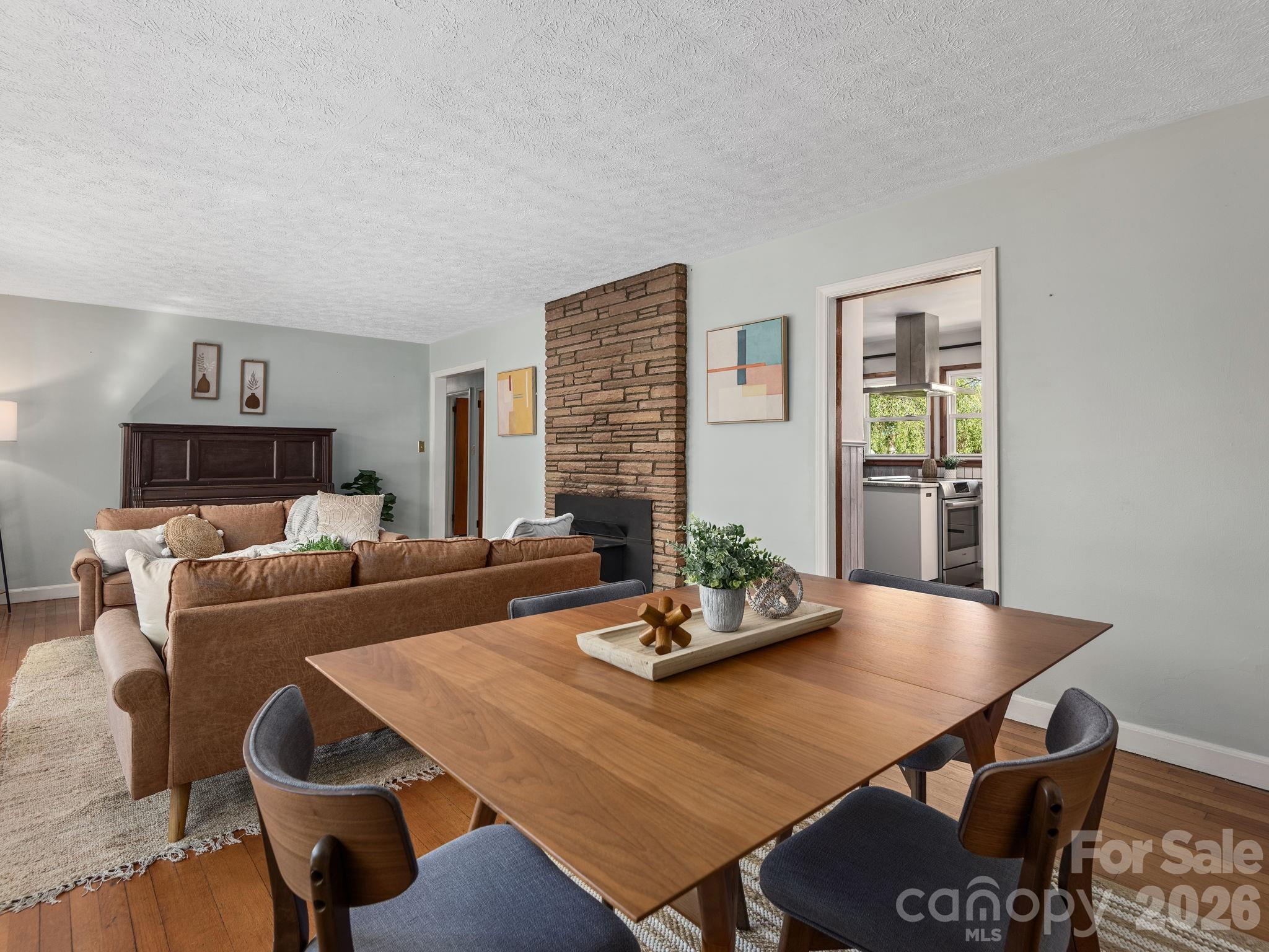 8 Fernlawn Road Asheville, NC 28805 - Photo 7 of 40