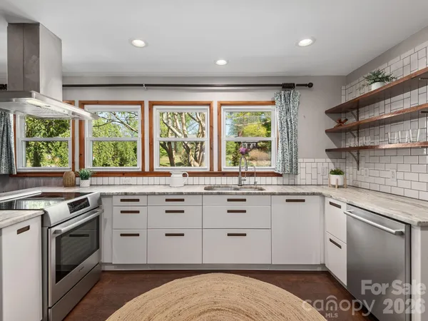 $589,000 | 8 Fernlawn Road, Asheville, NC 28805