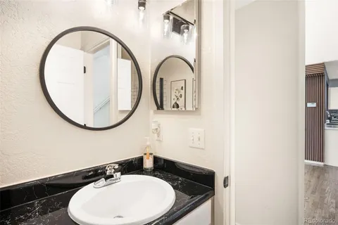 $595,000 | 811 Union Street, Lakewood, CO 80401