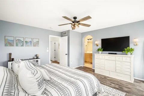 $595,000 | 811 Union Street, Lakewood, CO 80401