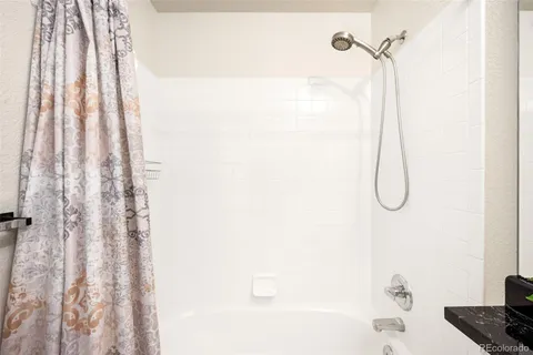 $595,000 | 811 Union Street, Lakewood, CO 80401