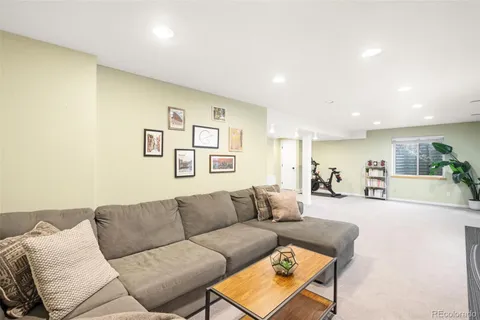 $595,000 | 811 Union Street, Lakewood, CO 80401