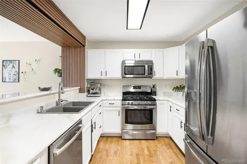 $595,000 | 811 Union Street, Lakewood, CO 80401