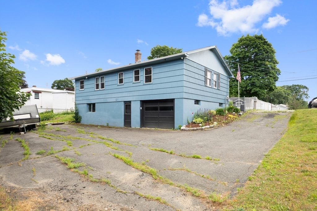 522 Prospect Street Chicopee, MA 01020 - Photo 23 of 24