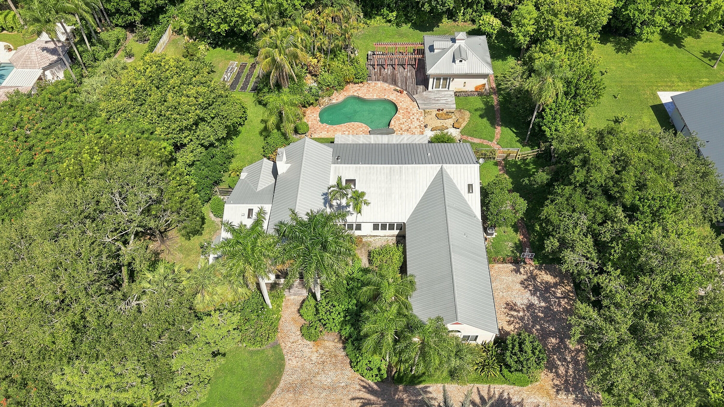 2705 Hackney Road Weston, FL 33331 - Photo 12 of 14 12_dji_20260812231620_0037_d