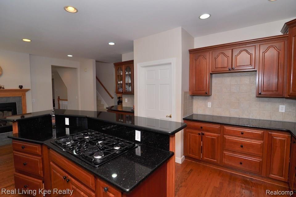 2890 Hadden Road Oakland, MI 48363 - Photo 17 of 51 Kitchen_3.jpg