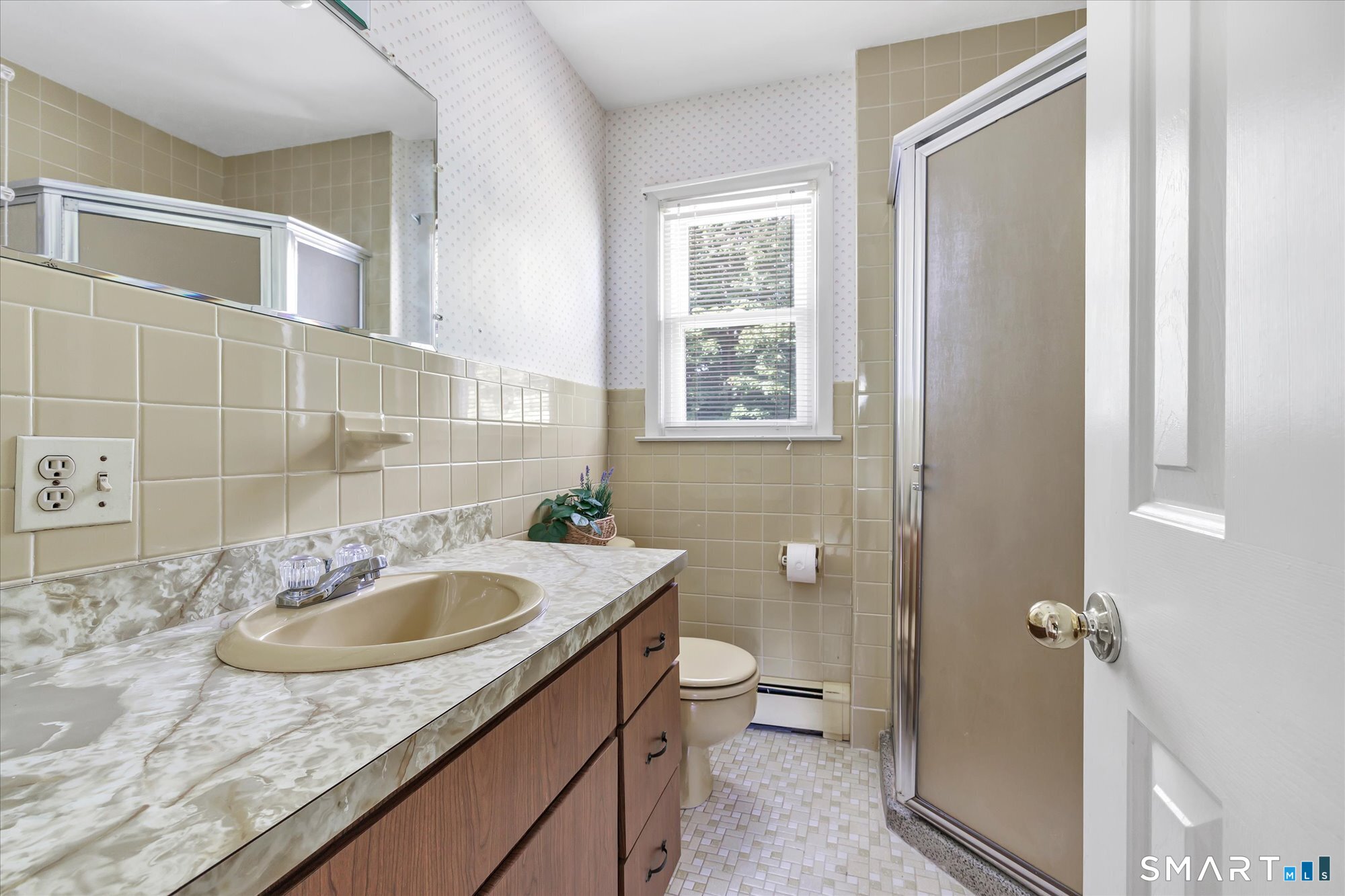 94 Ascolese Road Trumbull, CT 06611 - Photo 21 of 34 Upper level full bathroom with tile floor