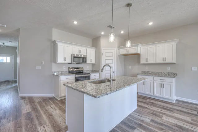 $402,900 | 333 Blanford Circle, Manchester, TN 37355