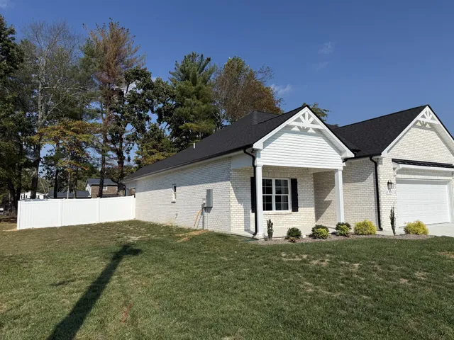 $402,900 | 333 Blanford Circle, Manchester, TN 37355