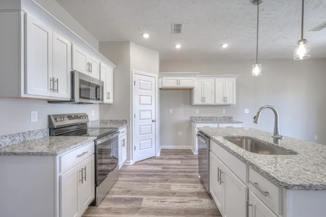 $402,900 | 333 Blanford Circle, Manchester, TN 37355