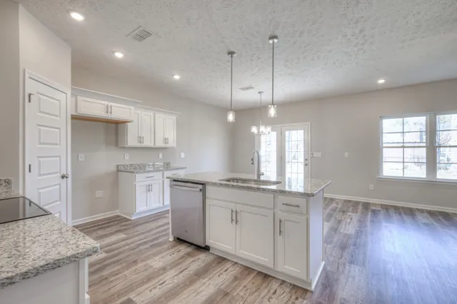 $402,900 | 333 Blanford Circle, Manchester, TN 37355