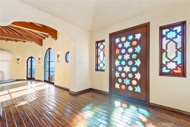 $18,000 | 17501 Castellammare Drive, Pacific Palisades, CA 90272