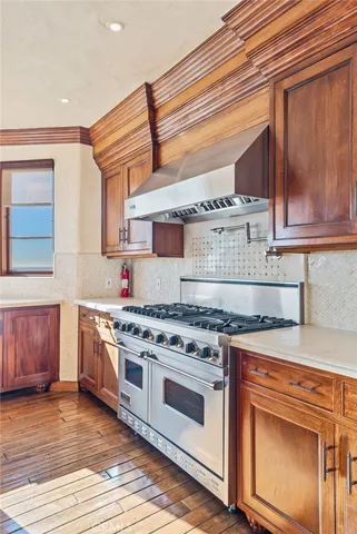 $18,000 | 17501 Castellammare Drive, Pacific Palisades, CA 90272