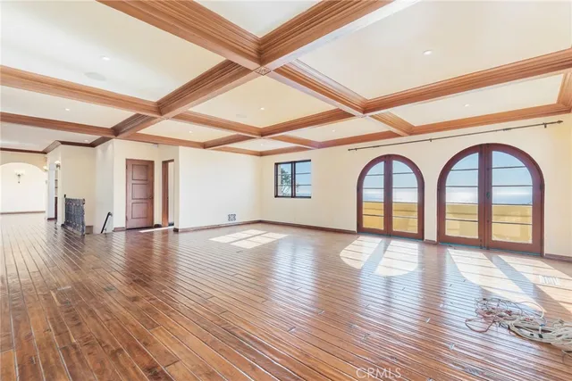 $18,000 | 17501 Castellammare Drive, Pacific Palisades, CA 90272