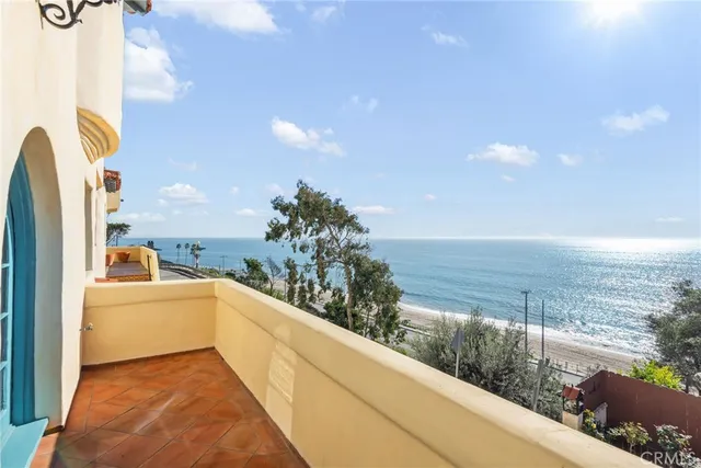 $18,000 | 17501 Castellammare Drive, Pacific Palisades, CA 90272