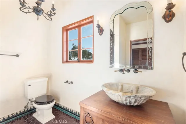 $18,000 | 17501 Castellammare Drive, Pacific Palisades, CA 90272