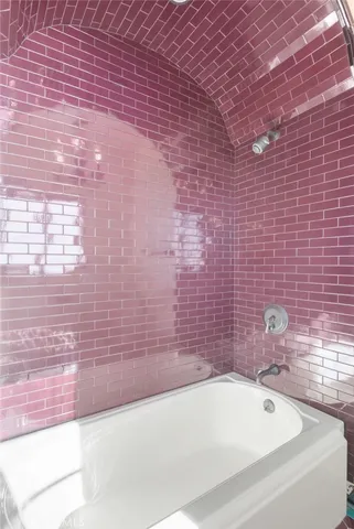 $18,000 | 17501 Castellammare Drive, Pacific Palisades, CA 90272