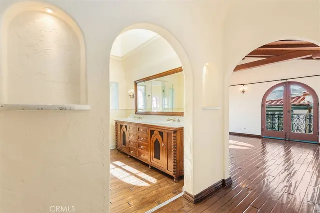 $18,000 | 17501 Castellammare Drive, Pacific Palisades, CA 90272