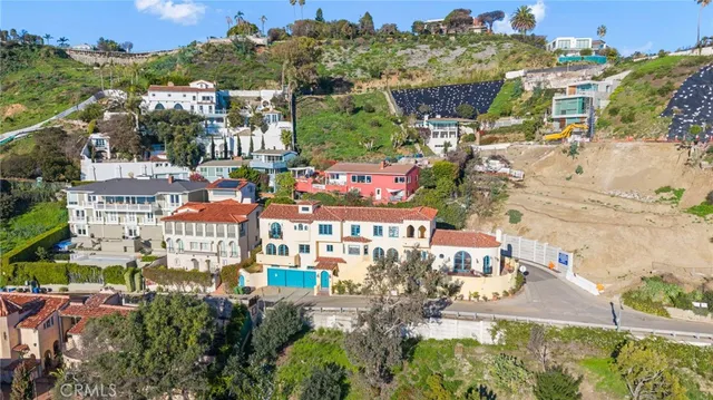 $18,000 | 17501 Castellammare Drive, Pacific Palisades, CA 90272