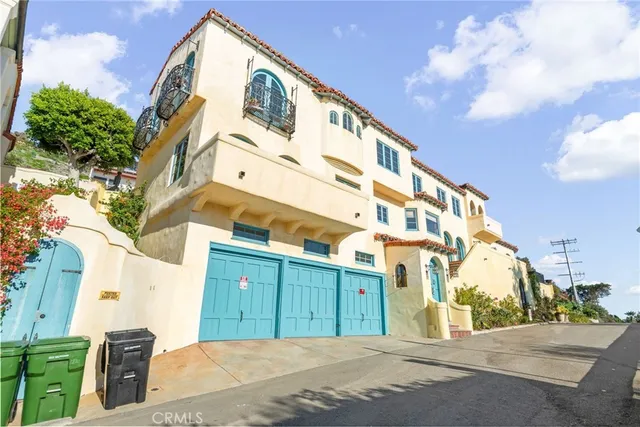 $18,000 | 17501 Castellammare Drive, Pacific Palisades, CA 90272