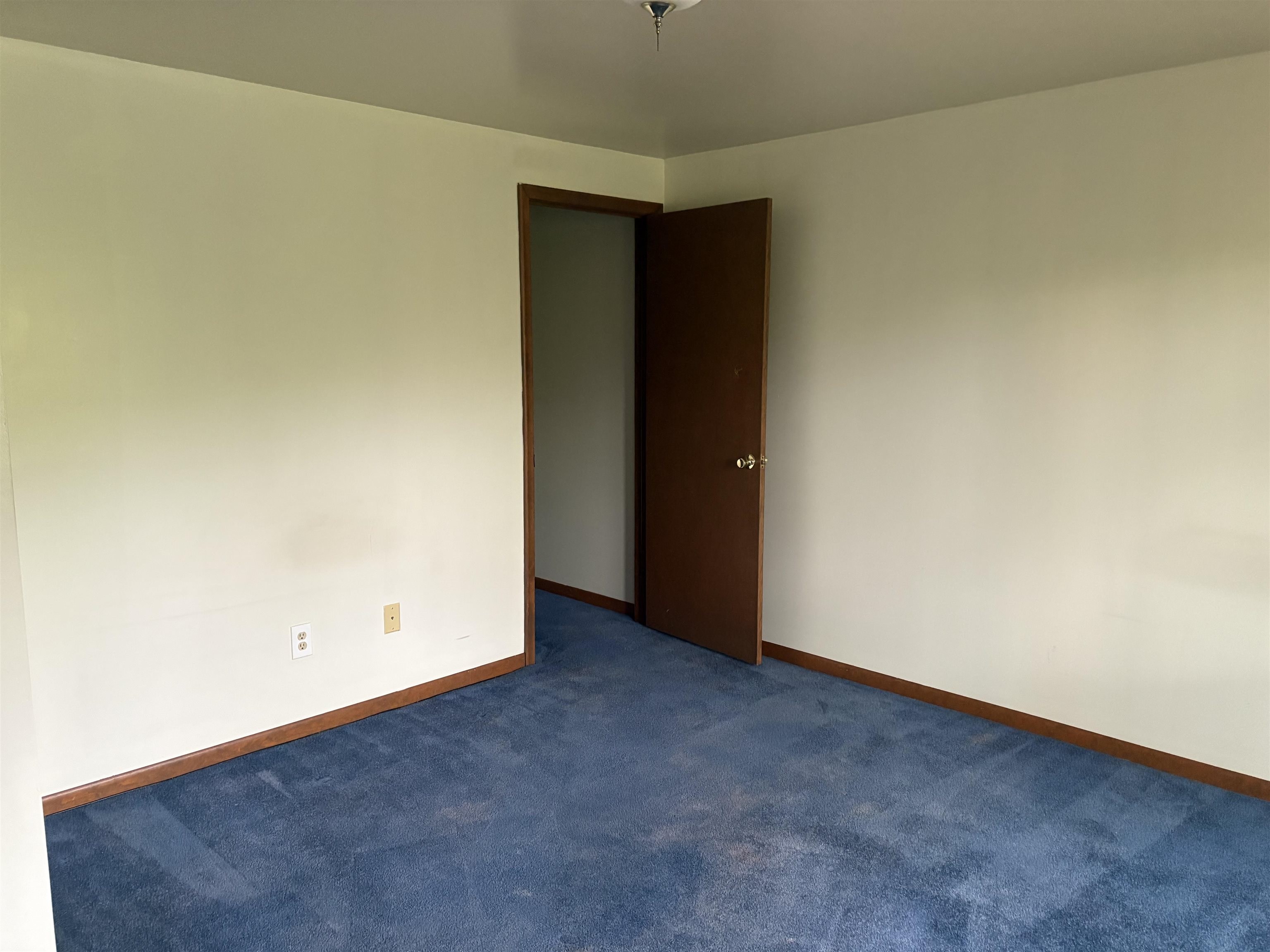 1388 Flushing Road Flushing, MI 48433 - Photo 7 of 18