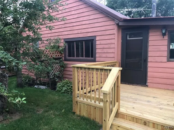 $210,000 | 21349 Storrs Road, Hounsfield, NY 13685