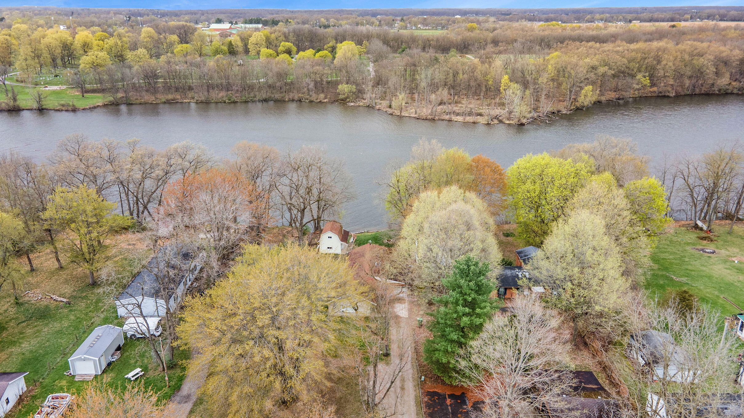 17596 South River Road Three Rivers, MI 49093 - Photo 32 of 36 DJI_0945