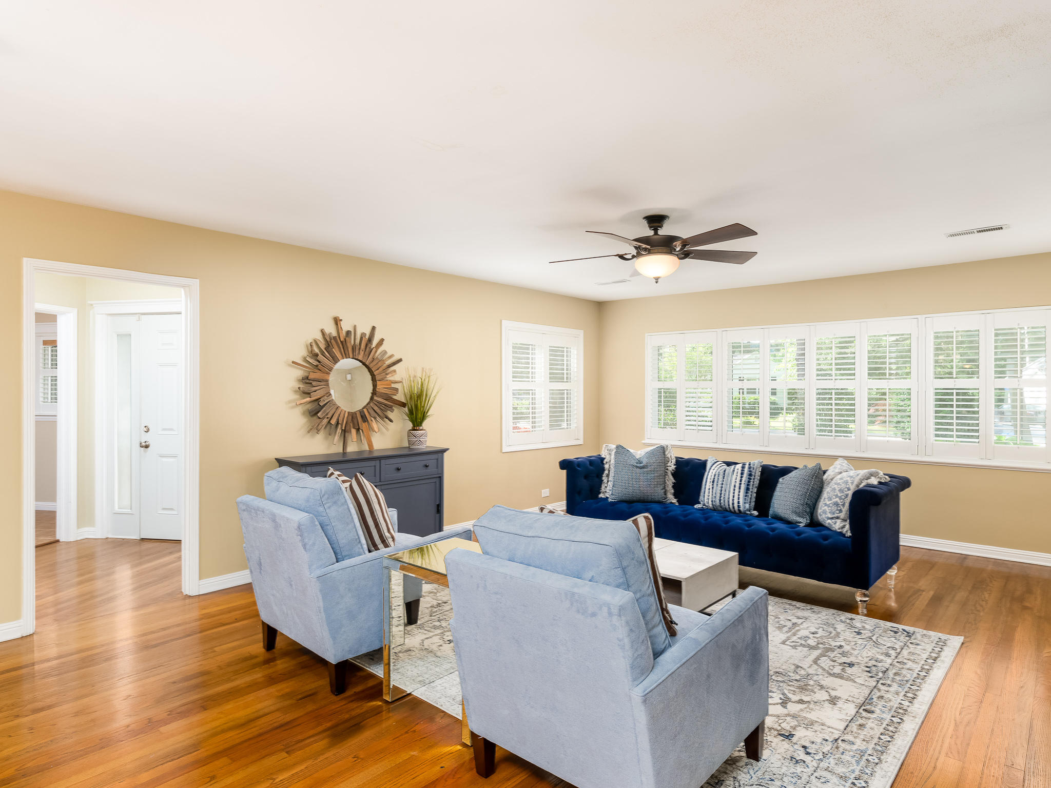 770 South Ridge Street Southern Pines, NC 28387 - Photo 4 of 33 living room