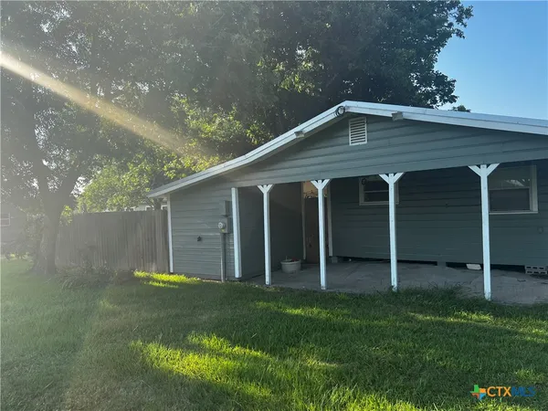 $145,000 | 203 Oleander Avenue, Tivoli, TX 77990