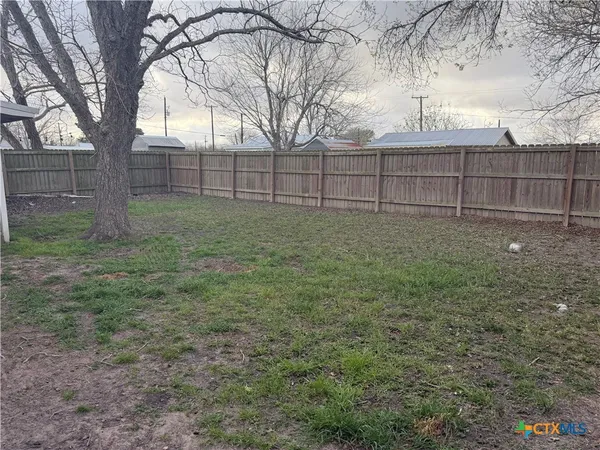 $145,000 | 203 Oleander Avenue, Tivoli, TX 77990