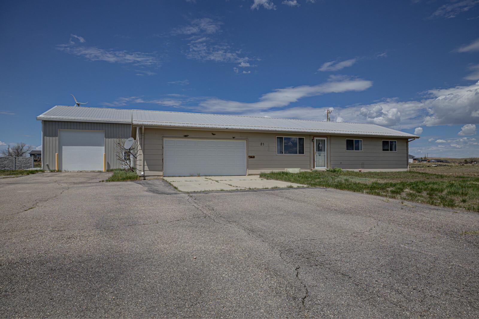 21 North Coyote Road Glenrock, WY 82637 - Photo 1 of 1
