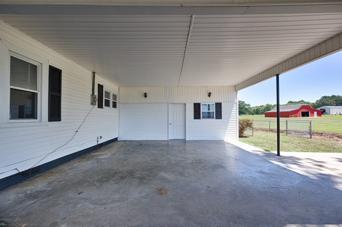 16871 New Cut Road Athens, AL 35614 - Photo 8 of 40 a view of an empty room with a window