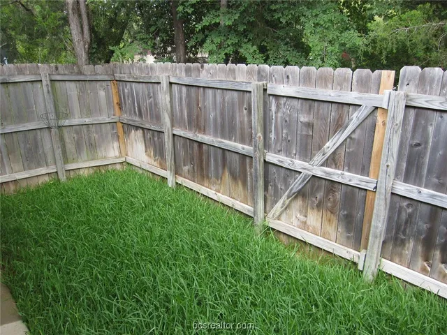 $193,500 | 1702 Deacon Drive, Unit 101, College Station, TX 77845