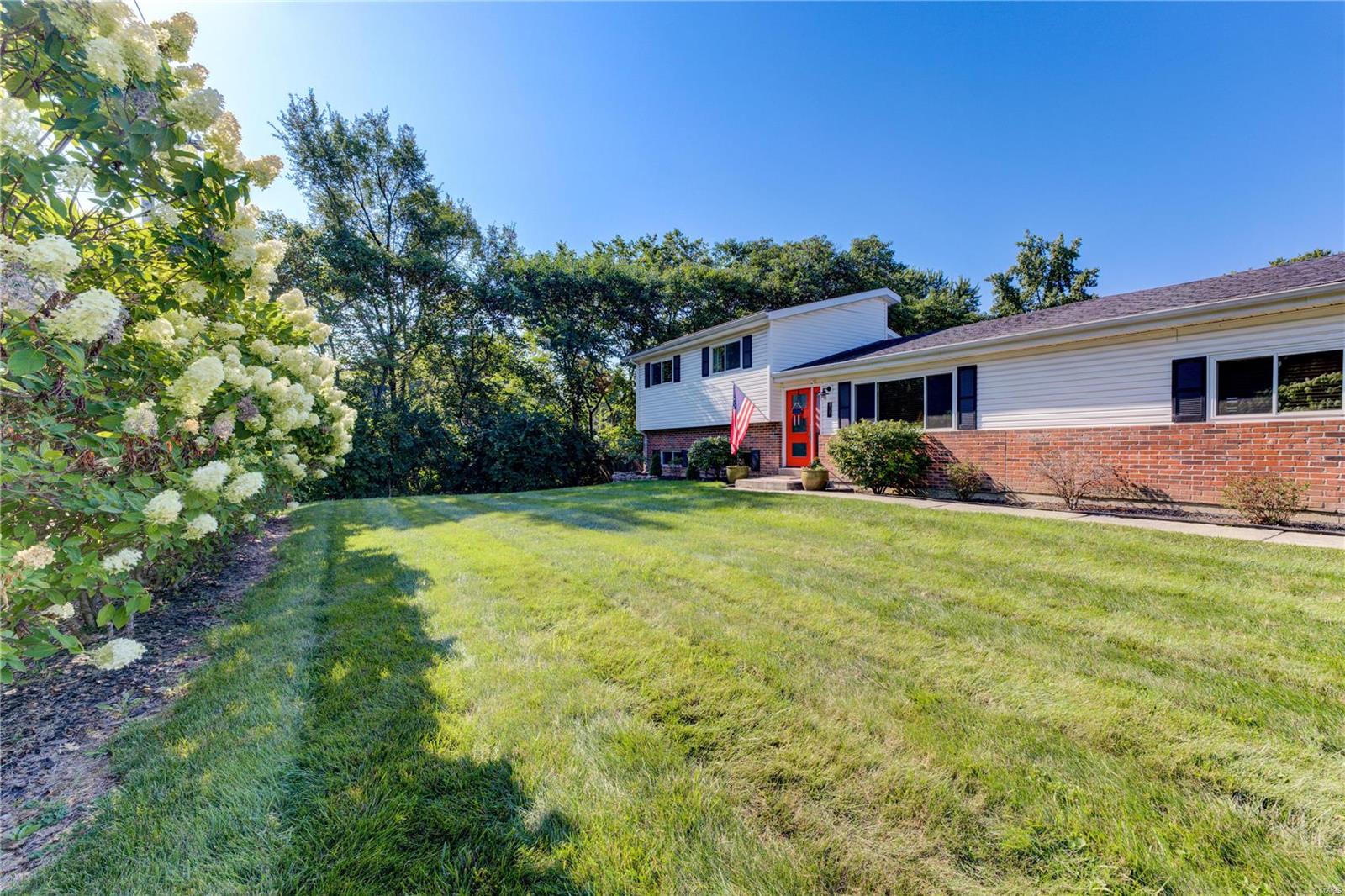 8731 Grant Road St. Louis, MO 63123 - Photo 20 of 23 Gallery Image 20