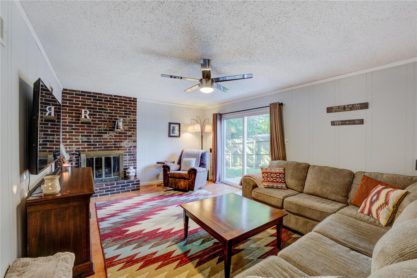 8731 Grant Road St. Louis, MO 63123 - Photo 9 of 23 Gallery Image 9