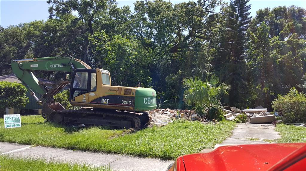Amherst Orlando, FL 32804 - Photo 1 of 1 a view of an house with backyard