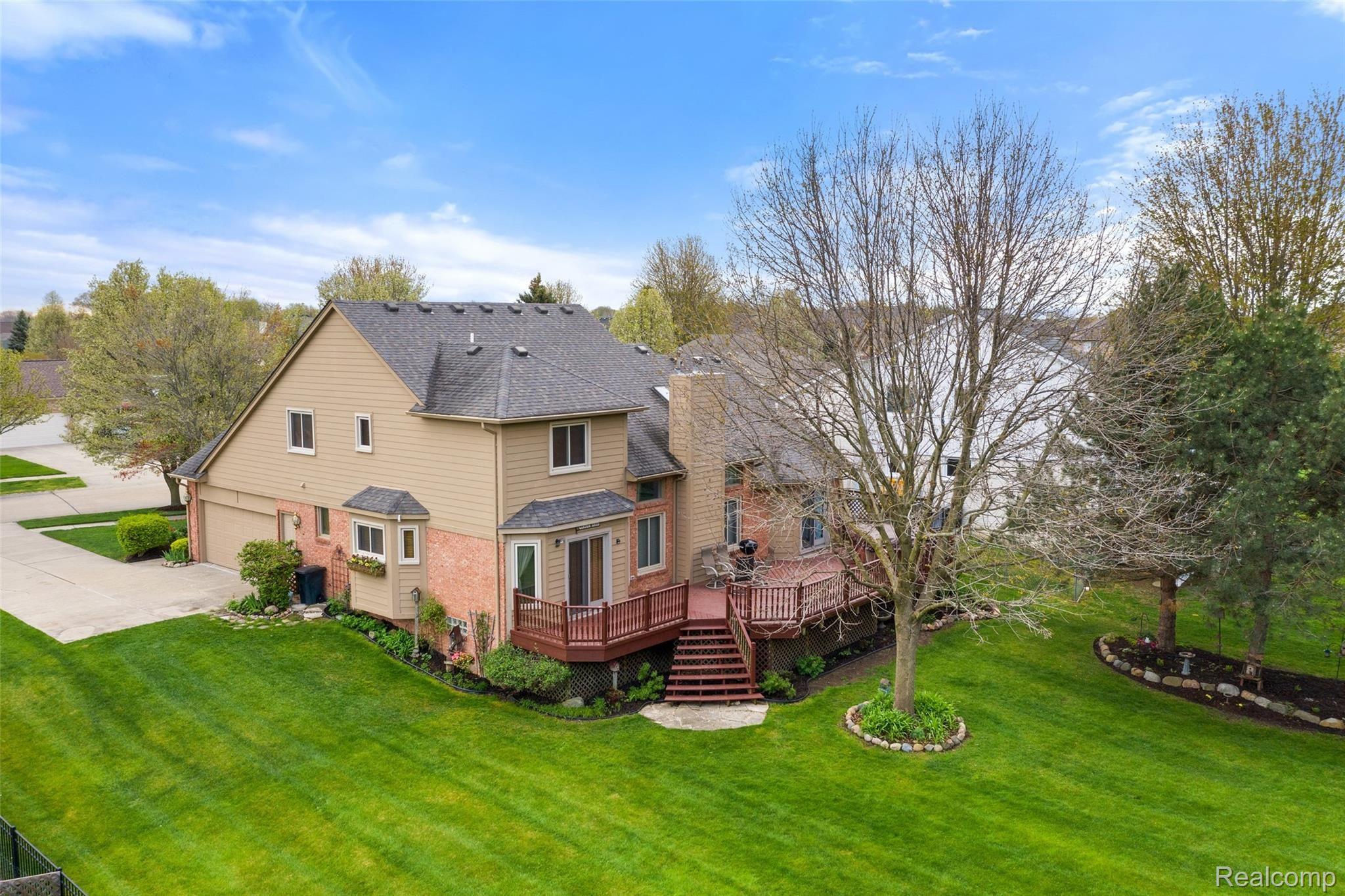 49869 Riverside Drive Macomb, MI 48044 - Photo 11 of 58 49869 Riverside Dr-8.jpg