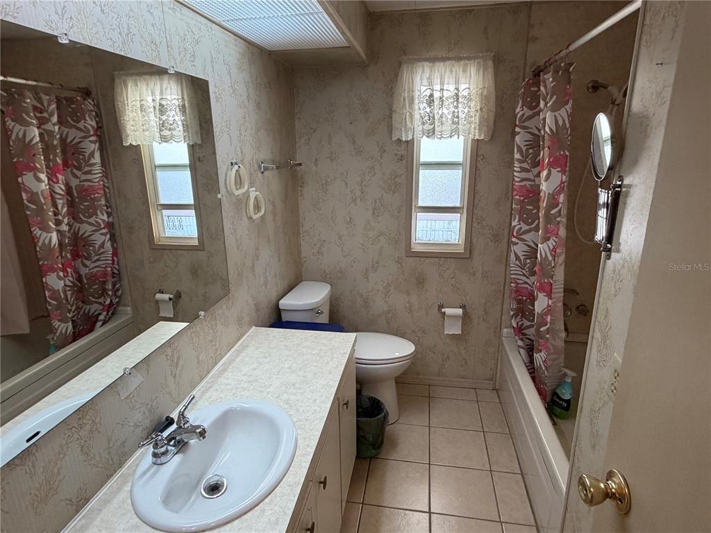 5619 Bayshore Road, Unit 126 Palmetto, FL 34221 - Photo 18 of 45