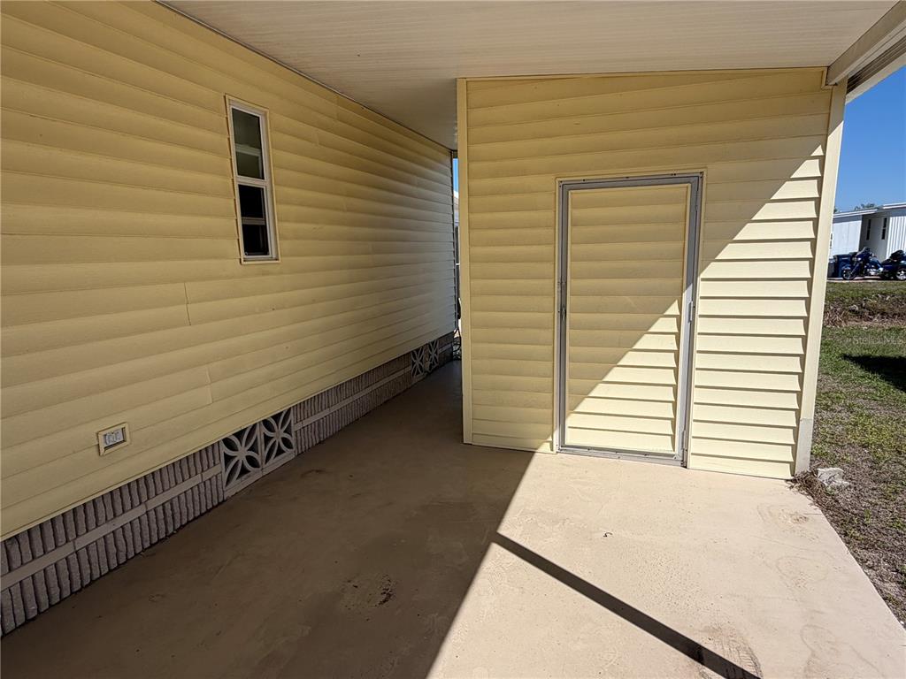 5619 Bayshore Road, Unit 126 Palmetto, FL 34221 - Photo 31 of 45