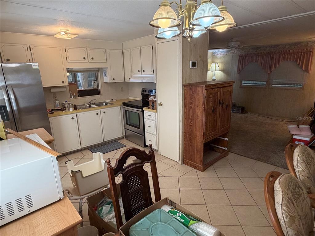 5619 Bayshore Road, Unit 126 Palmetto, FL 34221 - Photo 9 of 45