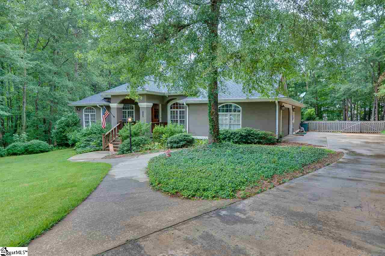 128 Farmgate Road Pickens, SC 29671 - Photo 2 of 30