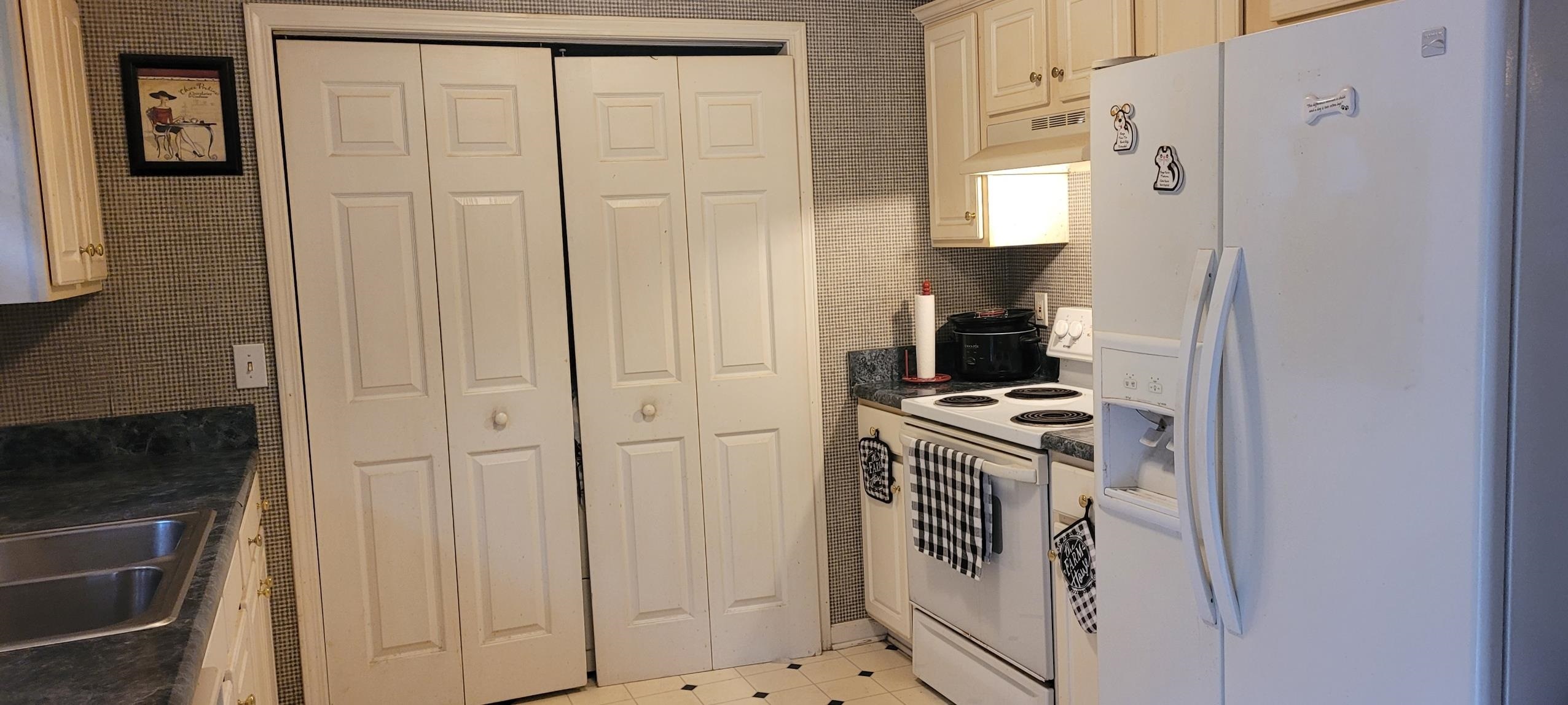 8265 Parrish Road Spartanburg, SC 29303 - Photo 7 of 19 Gallery Image 7