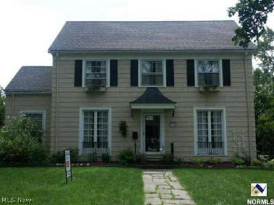 3290 Chadbourne Road Cleveland, OH 44120 - Photo 1 of 1