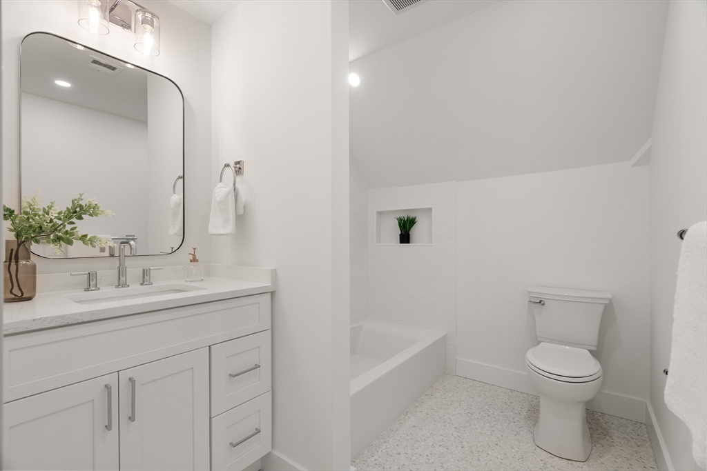 26 Adelaide Street Boston, MA 02130 - Photo 10 of 24
