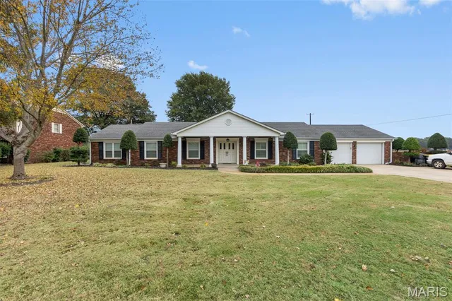 $315,000 | 102 Westgate Avenue, Kennett, MO 63857