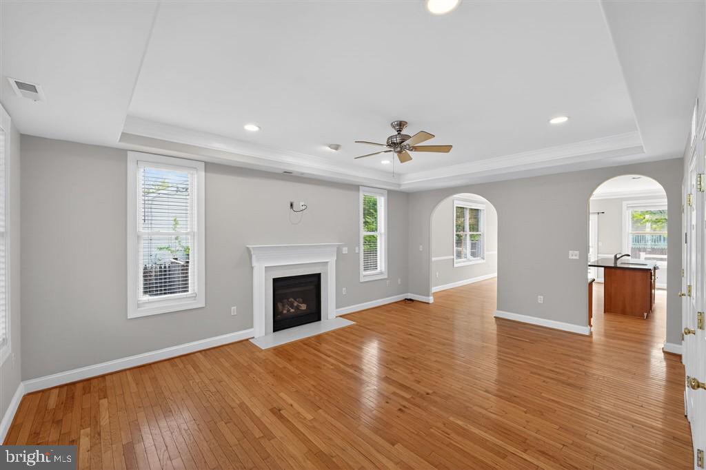 1604 Oriole Road Edgewater, MD 21037 - Photo 8 of 29 Gallery Image 8