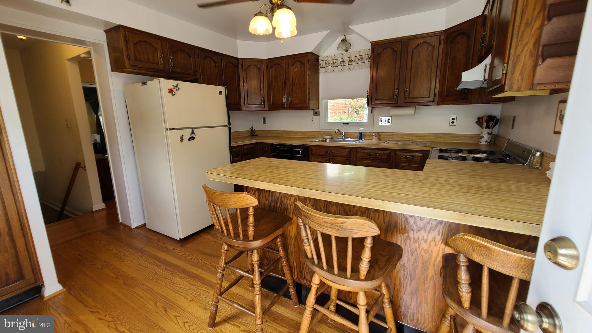 10803 Jewett Street Silver Spring, MD 20902 - Photo 20 of 46 Gallery Image 20